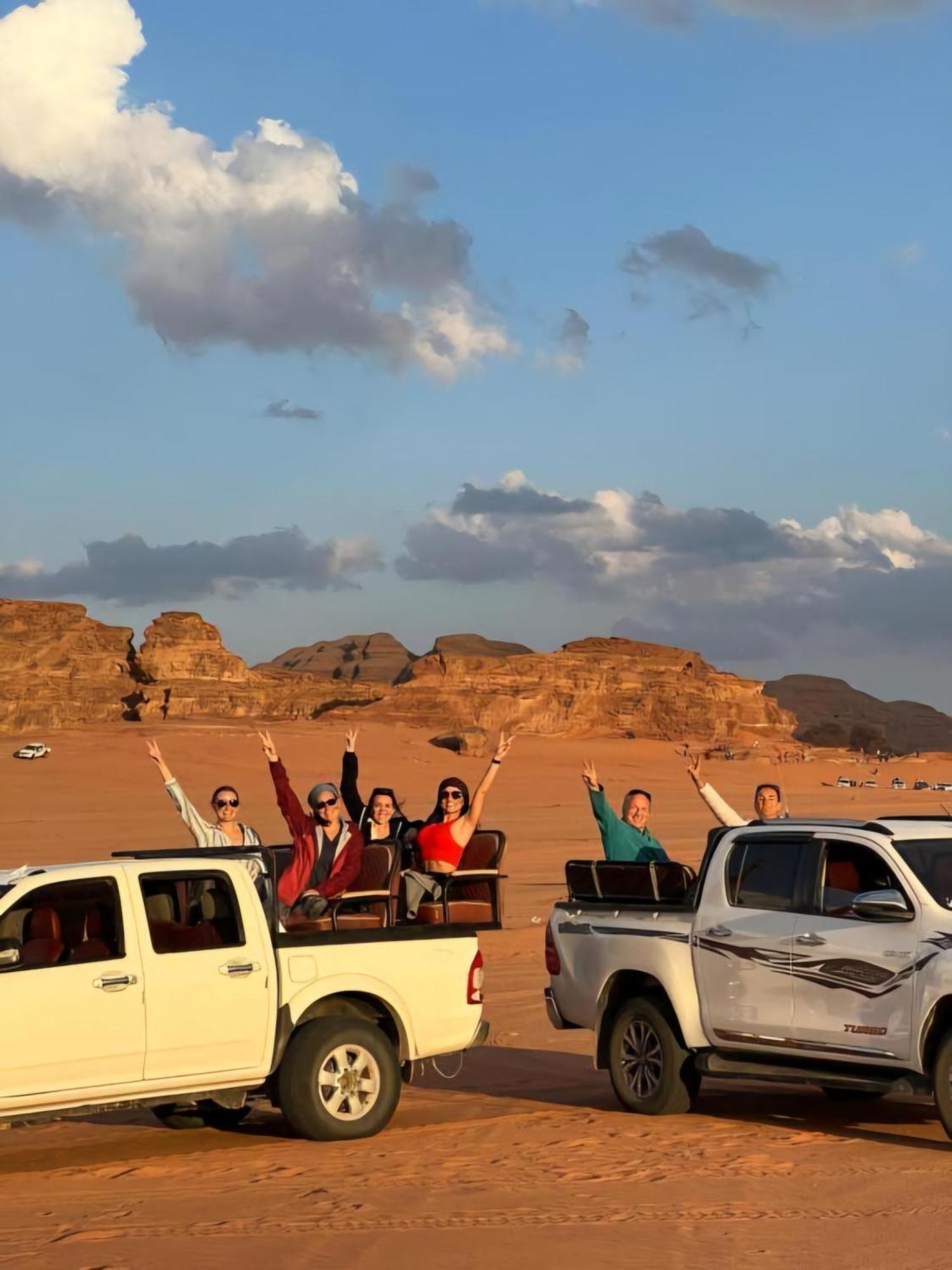 Rum Royal Flower Luxury Camp Wadi Rum Exterior foto